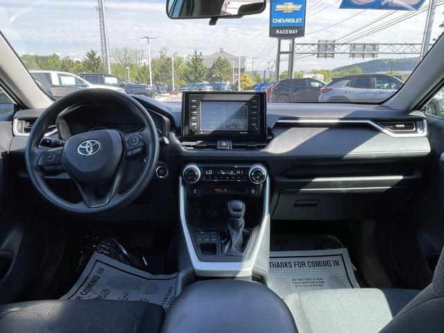 Photo of 2020 Midnight Black Metallic Toyota RAV4