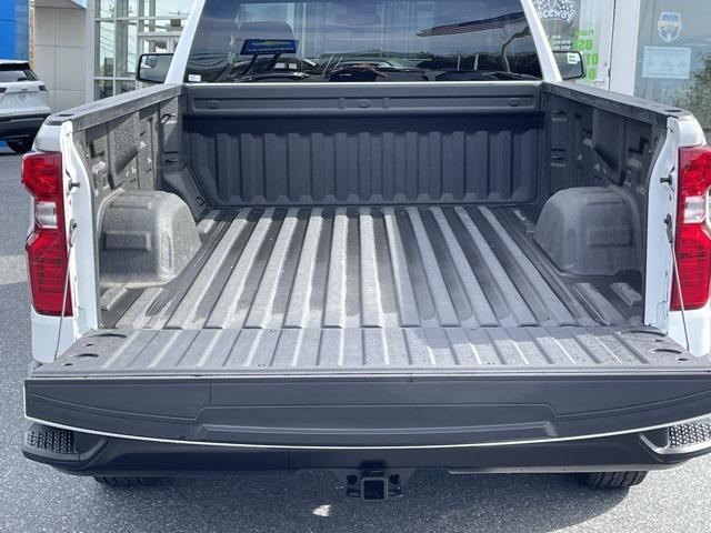 Photo of 2025 Summit White Chevrolet Silverado 1500