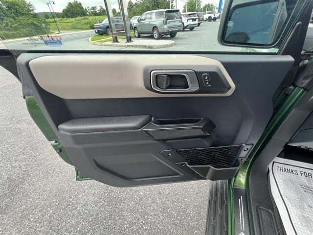 Photo of 2024 Eruption Green Metallic Ford Bronco