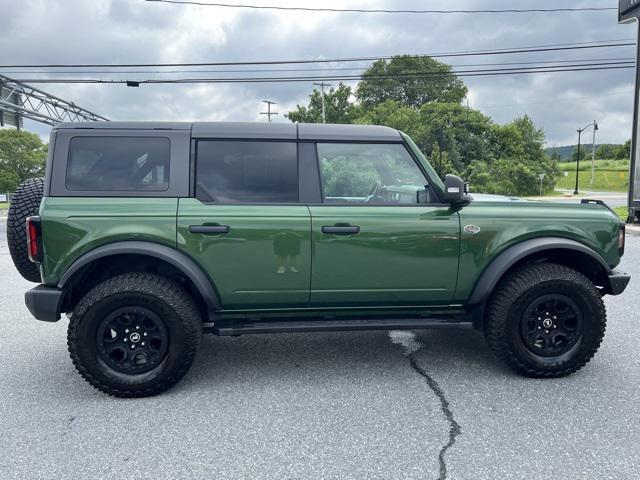 Photo of 2024 Eruption Green Metallic Ford Bronco
