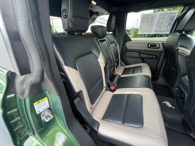 Photo of 2024 Eruption Green Metallic Ford Bronco