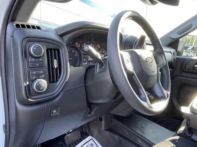 Photo of 2025 Summit White Chevrolet Silverado 2500