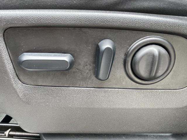 Photo of 2023 Summit White Chevrolet Silverado 2500