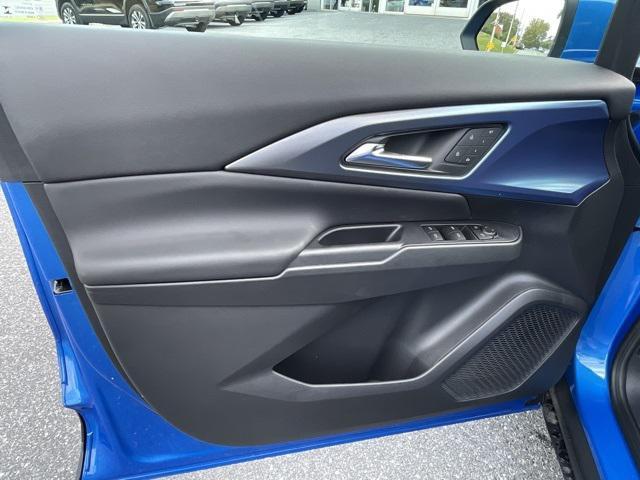 Photo of 2025 Riptide Blue Metallic Chevrolet Equinox EV