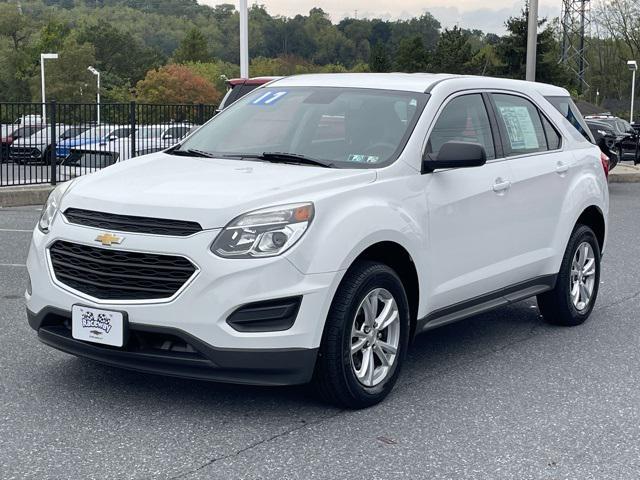 Photo of 2017 Summit White Chevrolet Equinox