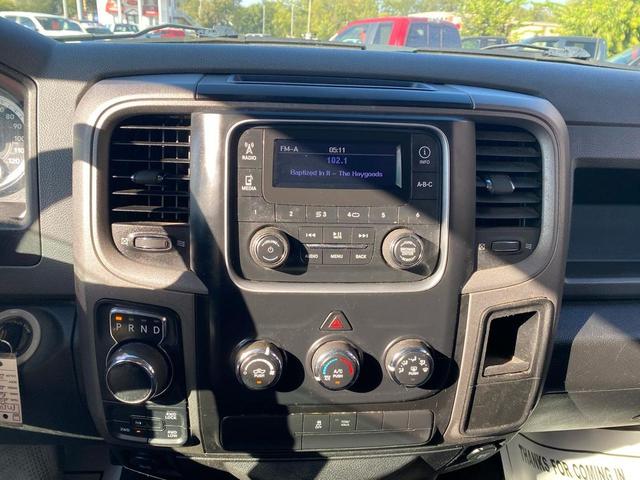Photo of 2014 Blue Streak Pearlcoat RAM 1500