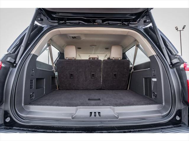 Photo of 2021 Antimatter Blue Metallic Ford Expedition Max
