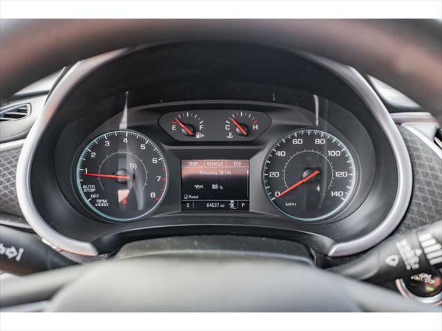 Photo of 2022 Summit White Chevrolet Malibu