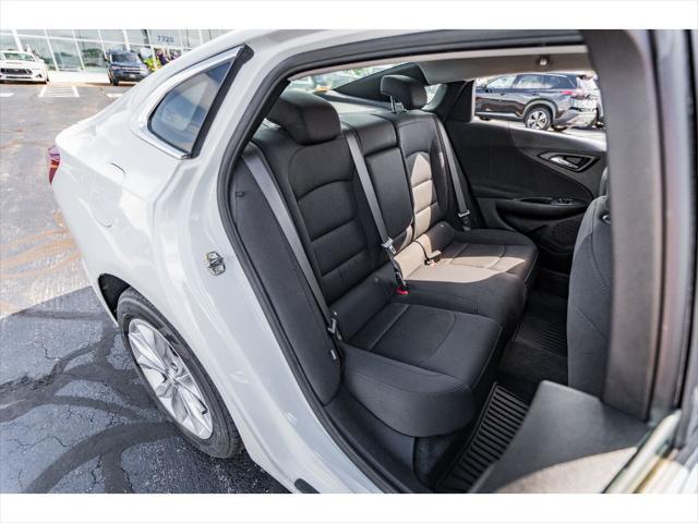 Photo of 2022 Summit White Chevrolet Malibu