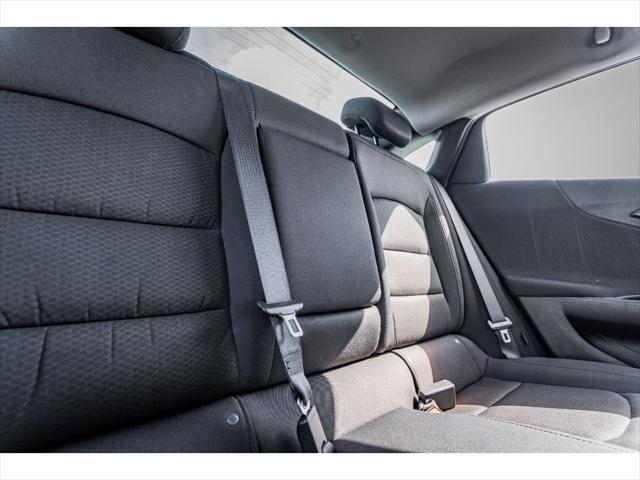 Photo of 2022 Summit White Chevrolet Malibu