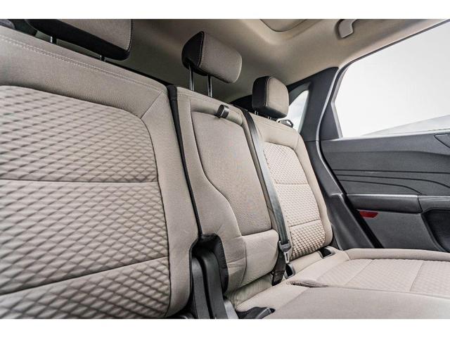 Photo of 2022 Agate Black Metallic Ford Escape
