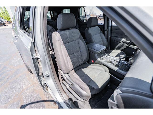 Photo of 2023 Sterling Gray Metallic Chevrolet Traverse