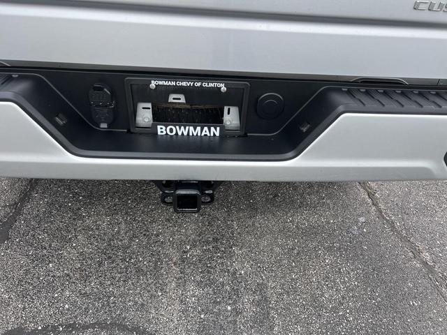 Photo of 2022 Silver Ice Metallic Chevrolet Silverado 1500
