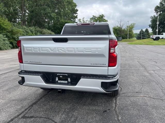 Photo of 2022 Silver Ice Metallic Chevrolet Silverado 1500