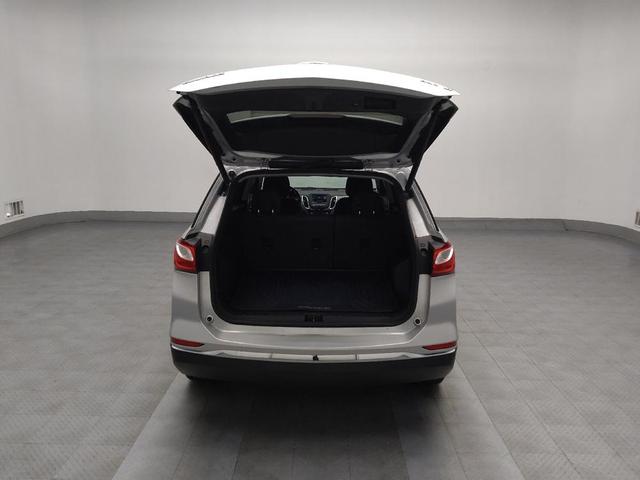 Photo of 2020 Silver Ice Metallic Chevrolet Equinox