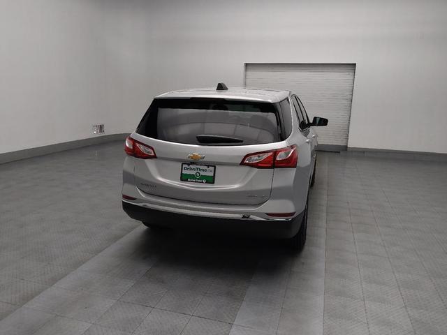 Photo of 2020 Silver Ice Metallic Chevrolet Equinox