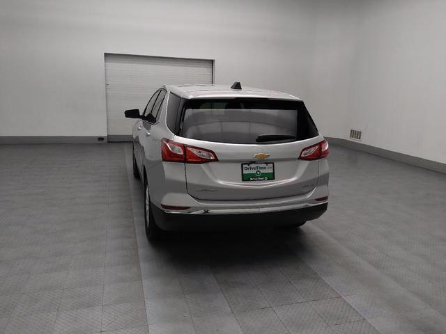 Photo of 2020 Silver Ice Metallic Chevrolet Equinox