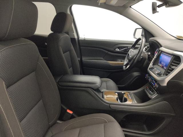 Photo of 2020 Summit White GMC Acadia