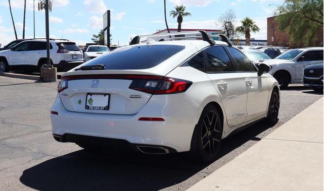 Photo of 2022 Platinum White Pearl Honda Civic