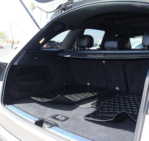 Photo of 2021 Polar White Mercedes-Benz GLC 300