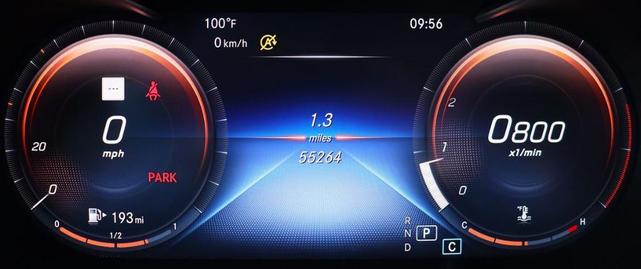 Photo of 2021 Polar White Mercedes-Benz GLC 300