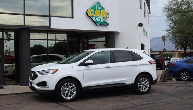Photo of 2021 Oxford White Ford Edge