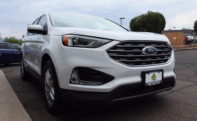 Photo of 2021 Oxford White Ford Edge