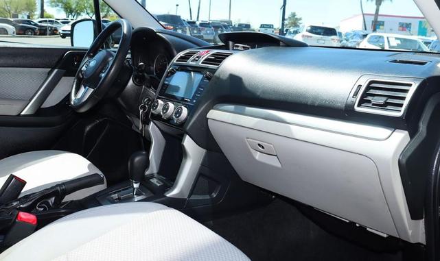 Photo of 2017 Dark Gray Metallic Subaru Forester