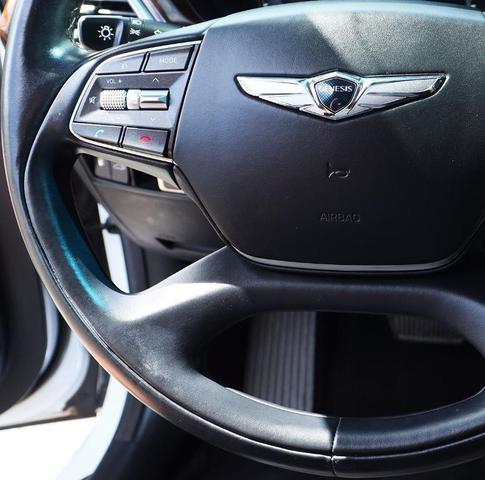 Photo of 2018 Casablanca White Genesis G90