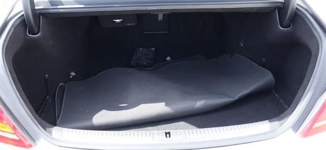 Photo of 2018 Casablanca White Genesis G90