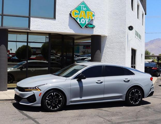 Photo of 2022 Wolf Gray Kia K5