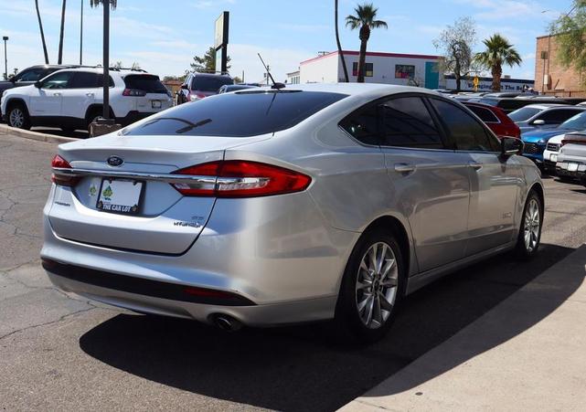 Photo of 2017 Ingot Silver Ford Fusion Hybrid