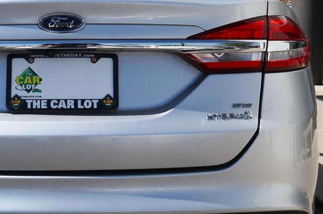 Photo of 2017 Ingot Silver Ford Fusion Hybrid