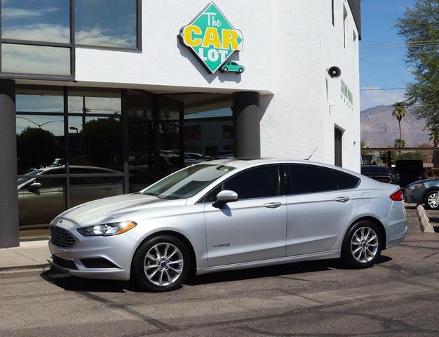 Photo of 2017 Ingot Silver Ford Fusion Hybrid
