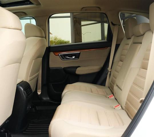 Photo of 2022 Platinum White Pearl Honda CR-V