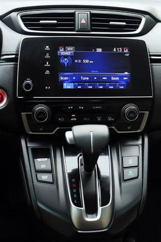Photo of 2022 Platinum White Pearl Honda CR-V