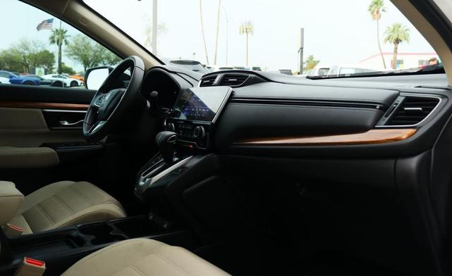 Photo of 2022 Platinum White Pearl Honda CR-V