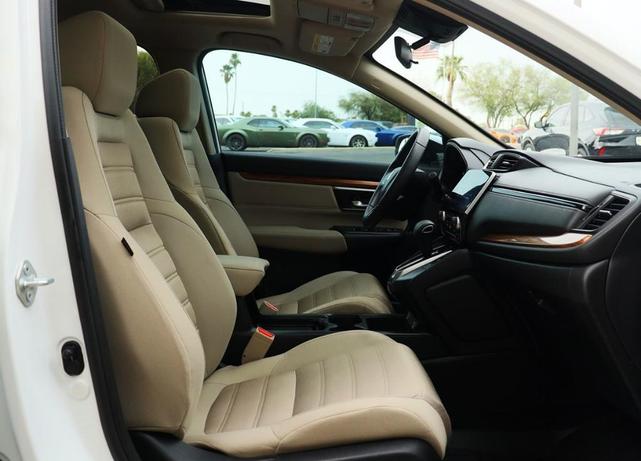 Photo of 2022 Platinum White Pearl Honda CR-V