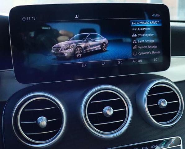Photo of 2021 Polar White Mercedes-Benz C-Class