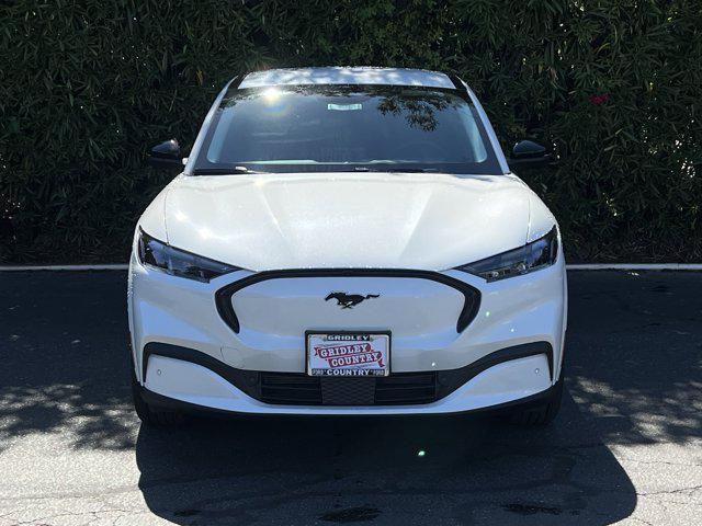 Photo of 2025 Star White Metallic Tri-Coat Ford Mustang Mach-E