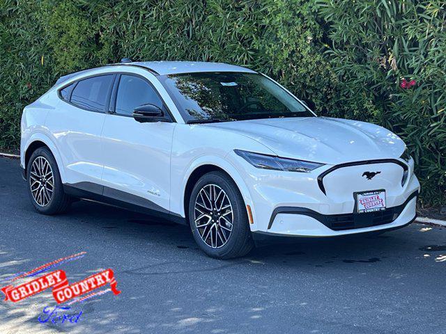 Photo of 2025 Star White Metallic Tri-Coat Ford Mustang Mach-E