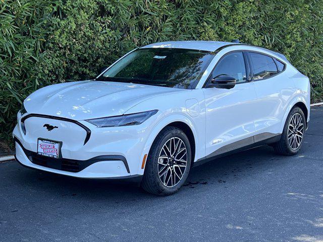 Photo of 2025 Star White Metallic Tri-Coat Ford Mustang Mach-E