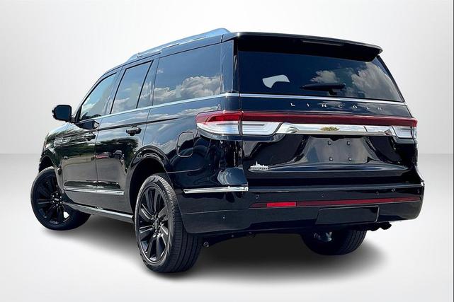 Photo of 2024 Black Metallic Lincoln Navigator
