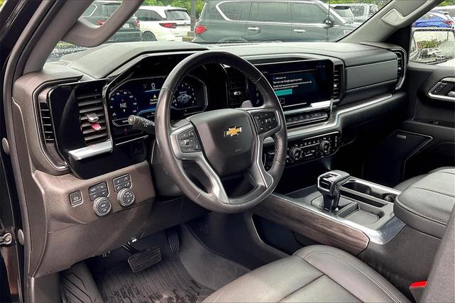 Photo of 2023 Black Chevrolet Silverado 1500