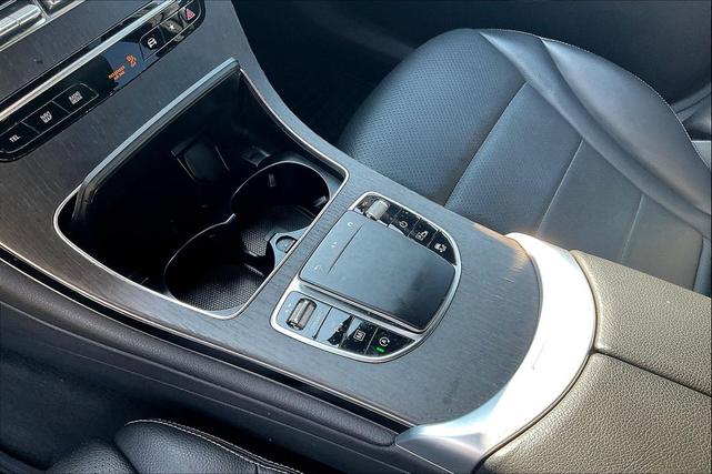 Photo of 2022 Black Mercedes-Benz GLC 300