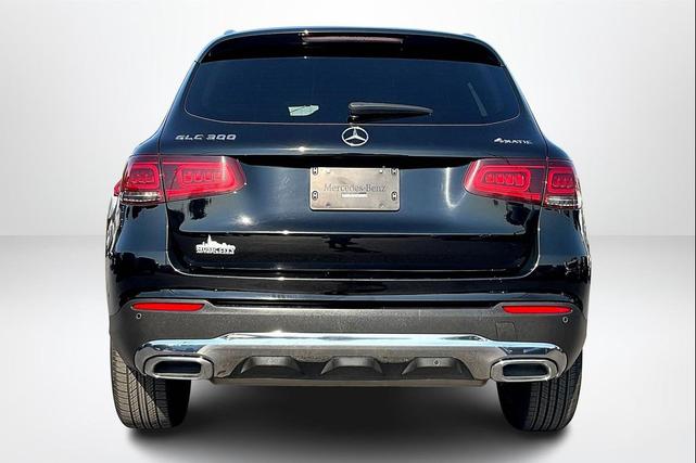 Photo of 2022 Black Mercedes-Benz GLC 300