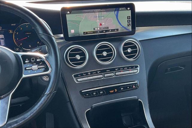 Photo of 2022 Black Mercedes-Benz GLC 300