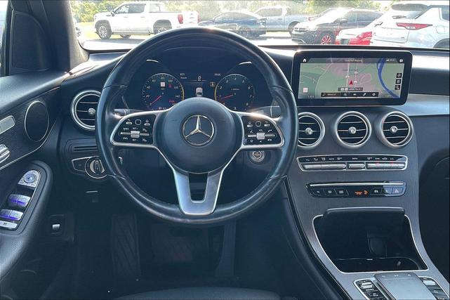 Photo of 2022 Black Mercedes-Benz GLC 300