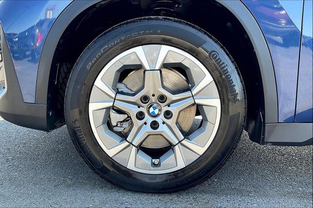 Photo of 2023 White BMW X1