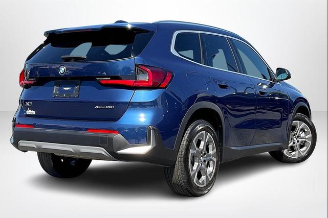 Photo of 2023 White BMW X1